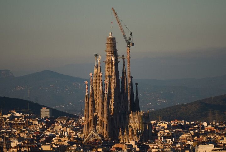 Sagrada Familia er nå verdens høyeste kirke
