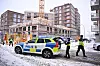 Politiet har startet innledende etterforskning av mulige regelbrudd etter at en byggheis falt ned i Sundbyberg. Foto: Claudio Bresciani / TT / NTB