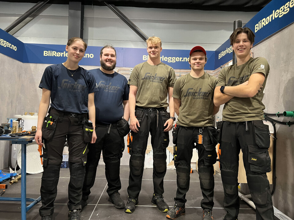 Disse konkurrerer om NM-tittelen og avlegger svenneprøven sin på Bygg Reis Deg: Julie Forseth, Petter S. Lønhaug, Andreas Støle, Theodor Hofstad og Henrik Berget. Disse konkurrerer om NM-tittelen og avlegger svenneprøven sin på Bygg Reis Deg: Julie Forseth, Petter S. Lønhaug, Andreas Støle, Theodor Hofstad og Henrik Berget. Foto: privat