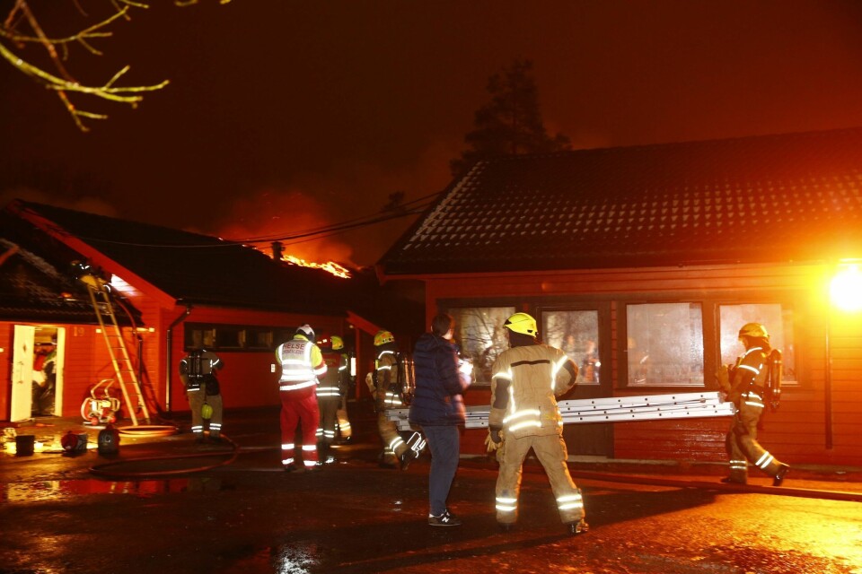Brannen i barneskolen på Mortensrud i Oslo brøt ut onsdag kveld.
