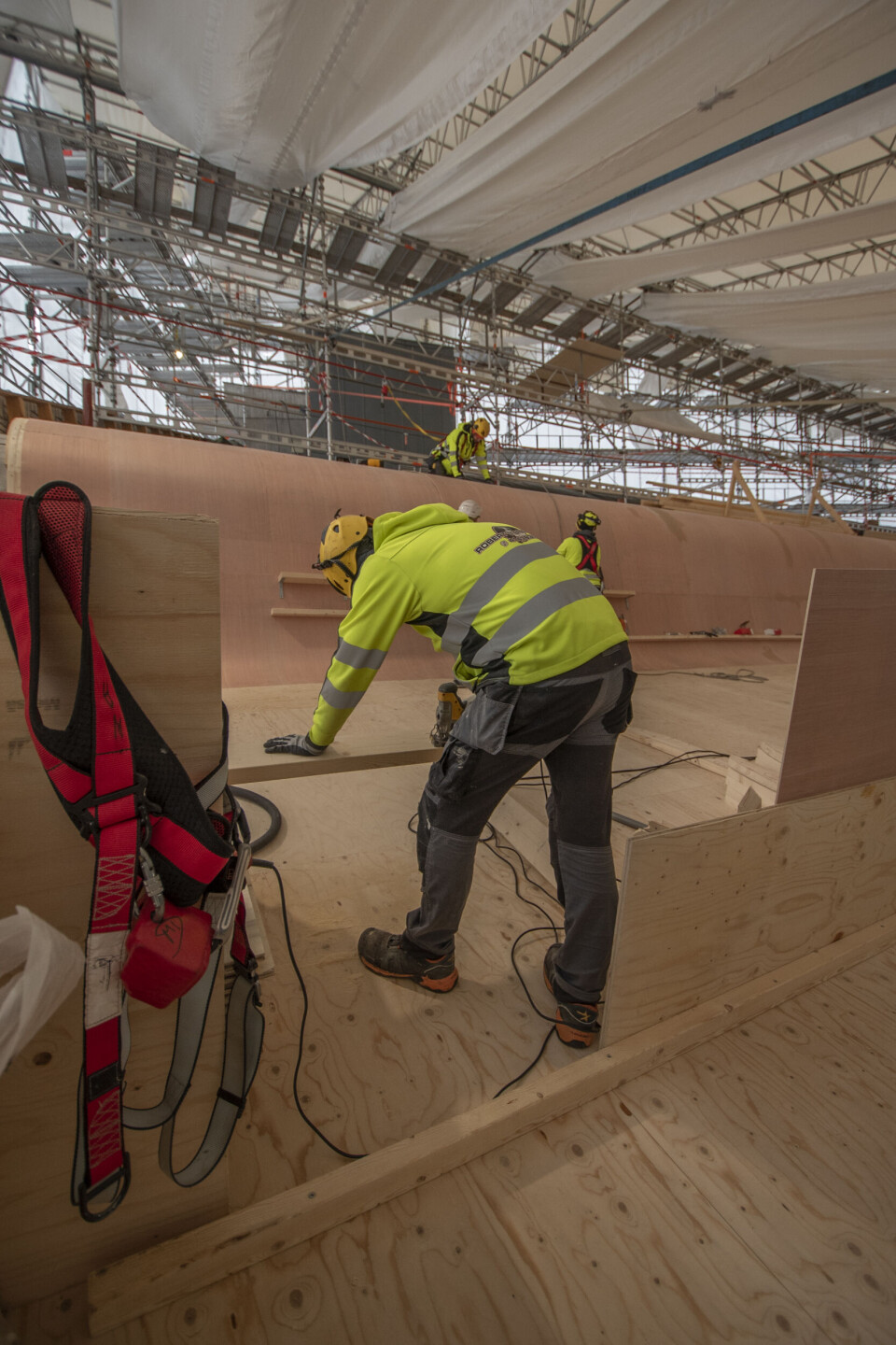 Rehabiliteringen er gjennomført med stor presisjon og håndverksmessig kvalitet.