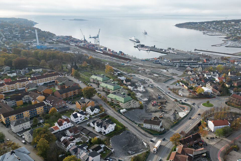 Bremsene ble satt på for arbeidene i Moss sentrum for to år siden. Nå er rådgiverkontrakt tildelt, og to store milliardentrepriser er i prosess. Bremsene ble satt på for arbeidene i Moss sentrum for to år siden. Nå er rådgiverkontrakt tildelt, og to store milliardentrepriser er i prosess. Arkivfoto: Øystein Stavdal Paulsen, Bane Nor.