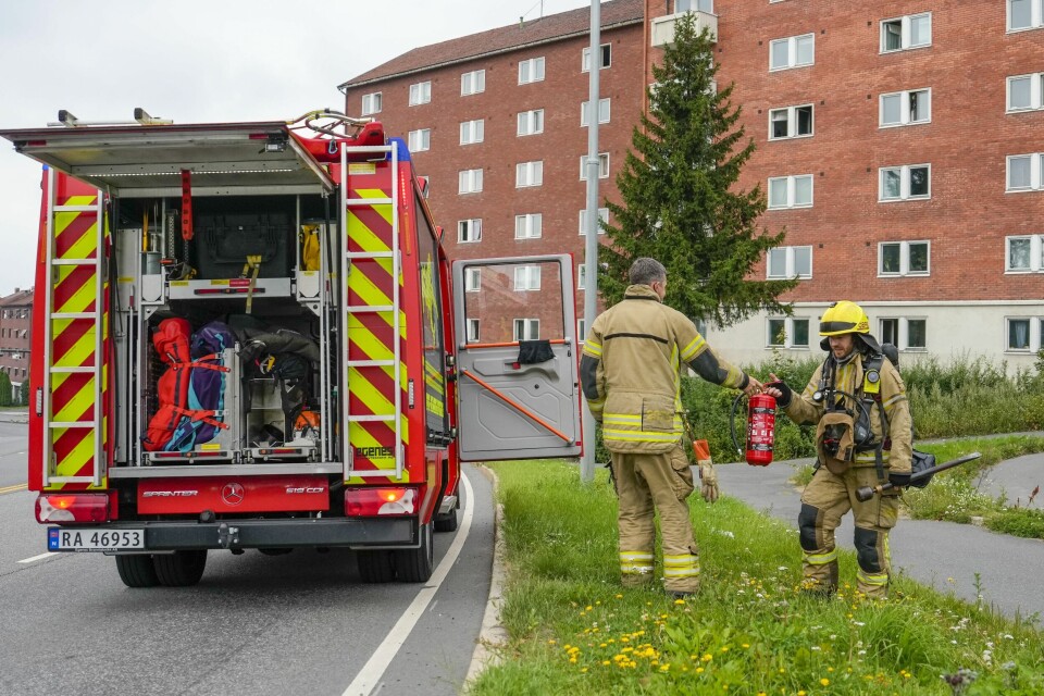 Nødetatene på stedet i Fagerheimgata etter melding om brann. Nødetatene på stedet i Fagerheimgata etter melding om brann. Foto: Beate Oma Dahle / NTB