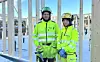 Tømrerbas Per Håkon Løvoll og tømrerlærling Tora Synes Hagerup. Foto: OBOS