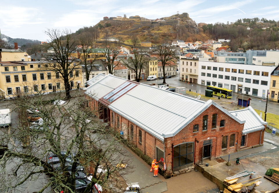 Halden Godshus er forvandlet til et moderne aktivitetssenter for ungdom og storstue for byens innbyggere. Halden Godshus er forvandlet til et moderne aktivitetssenter for ungdom og storstue for byens innbyggere. Foto: Andreas Kjellmann