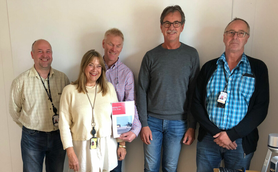 Geir Aune (f.v.), May Hembre og Jens Levi Moldstad (alle Forsvarsbygg), samt Terje Brattberg og Magnar Sydskjør fra Tore Løkke AS.