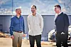 Nils Haukeland, direktør for forretningsutvikling i Head Energy, daglig leder i Introcon Stian Raunehaug og arbeidende styreleder i Introcon, Jogeir Romarheim. Foto: Head Energy