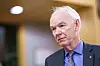 Per Olaf Lundteigen (Sp) sier Aps ledelse vet hva som blir konsekvensene om Viken ikke blir oppløst. Foto: Stian Lysberg Solum / NTB
