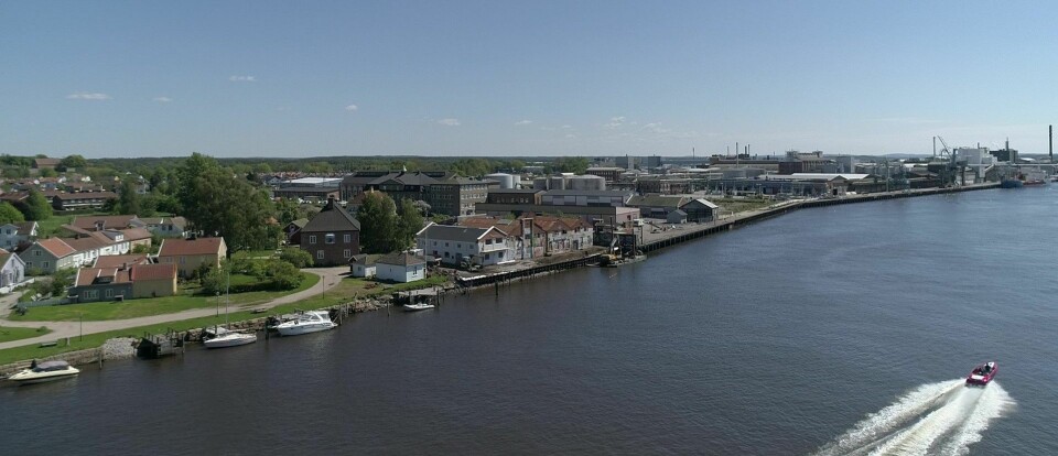 Her skimtes industriområdet Øra i bakgrunnen - et nasjonalt sentrum for materialgjenvinning Klikk for større versjon Her skimtes industriområdet Øra i bakgrunnen - et nasjonalt sentrum for materialgjenvinning