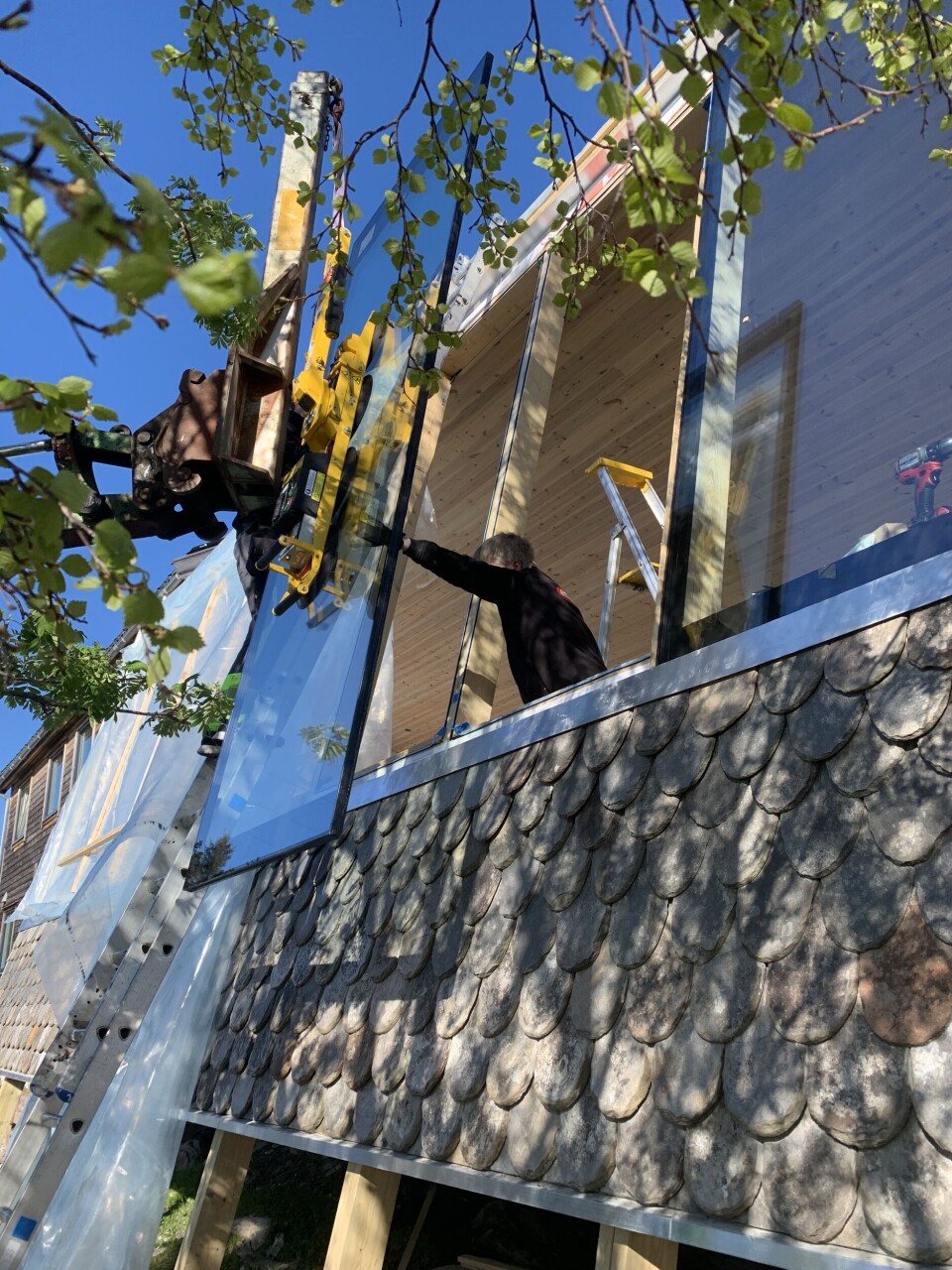 I Børge Ouslands fotspor med Sika glass-liming Foto: Sika v/Calle Ellinger